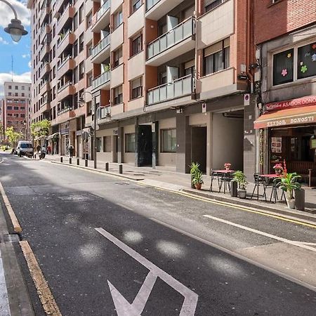 San Mames Football & Parking بلباو المظهر الخارجي الصورة
