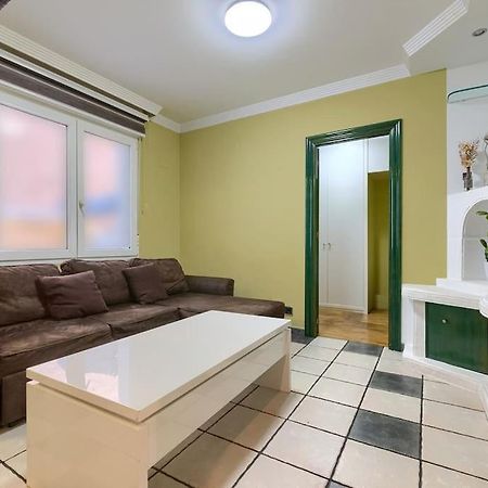 San Mames Football & Parking بلباو المظهر الخارجي الصورة